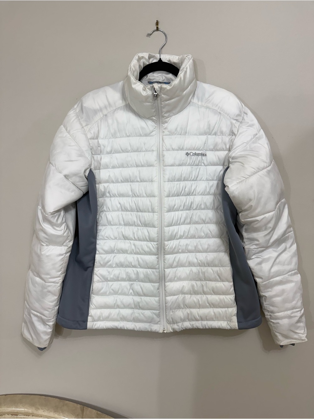 Columbia Women’s Size XL White Gray Puffer Jacket Lightweight Insulated Full Zip
